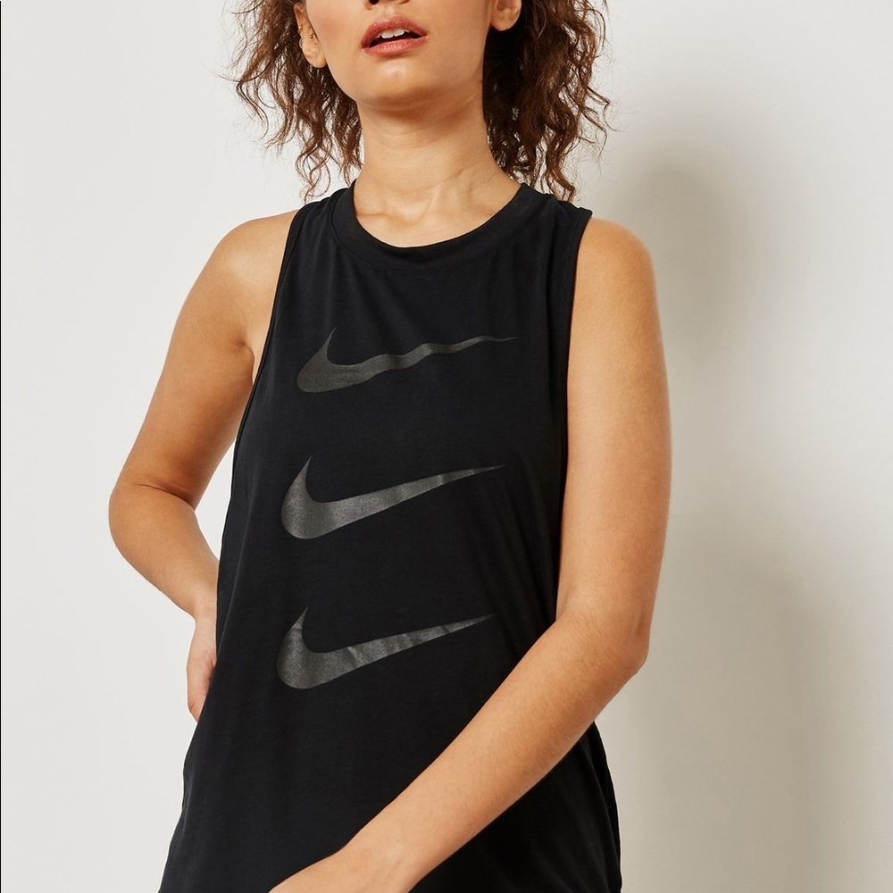 NWT Nike: Extra Small Black 3 Check Breathable Workout Tank - Picture 2 of 11